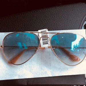 RayBan blue Aviators NWT